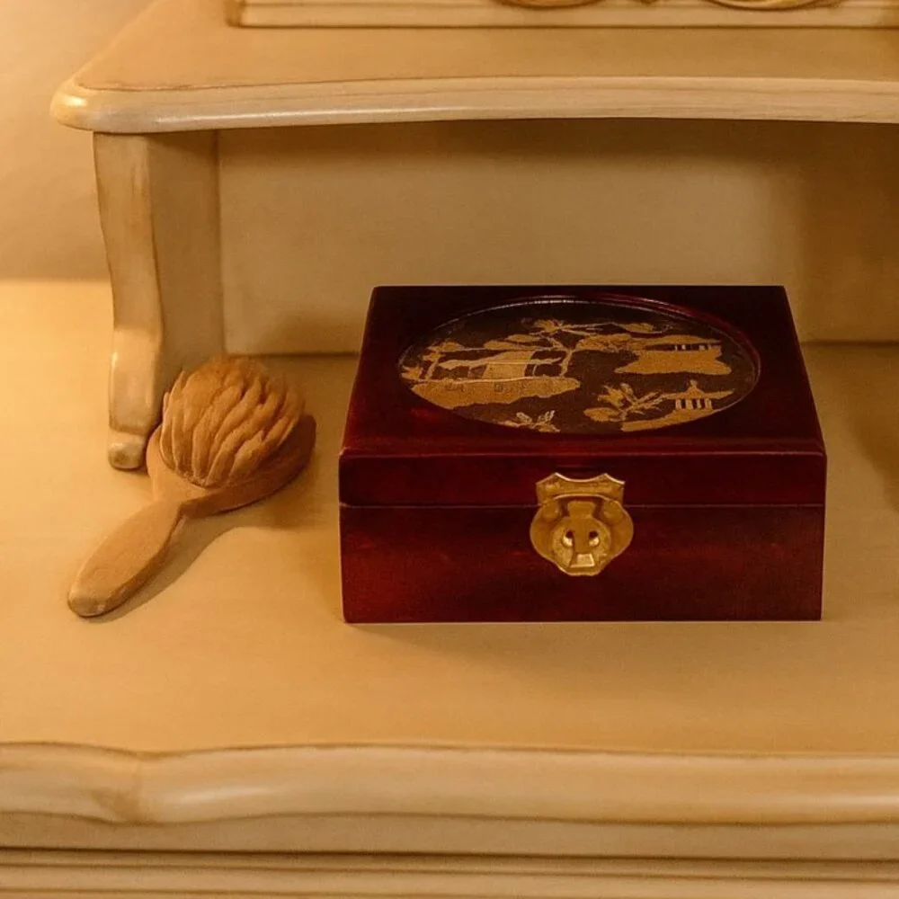 Vtg Chinese Diorama Lacquered Jewelry‎ Box with Inlaid Scene Red Silk Interior